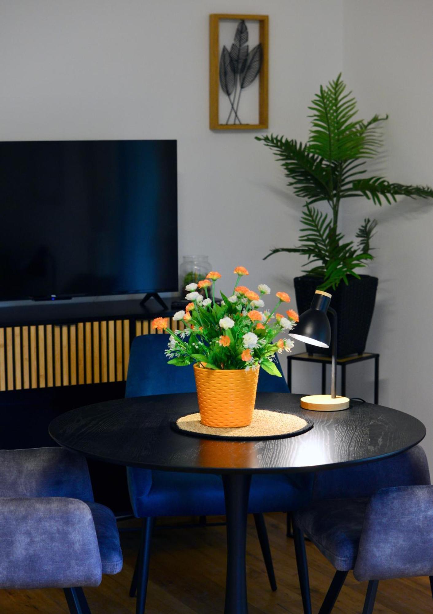 New With Parking And Metro In Front Of The House Apartman Bécs Kültér fotó